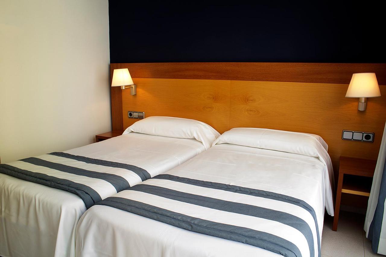 Hotel Els Pins Platja d'Aro Exterior photo