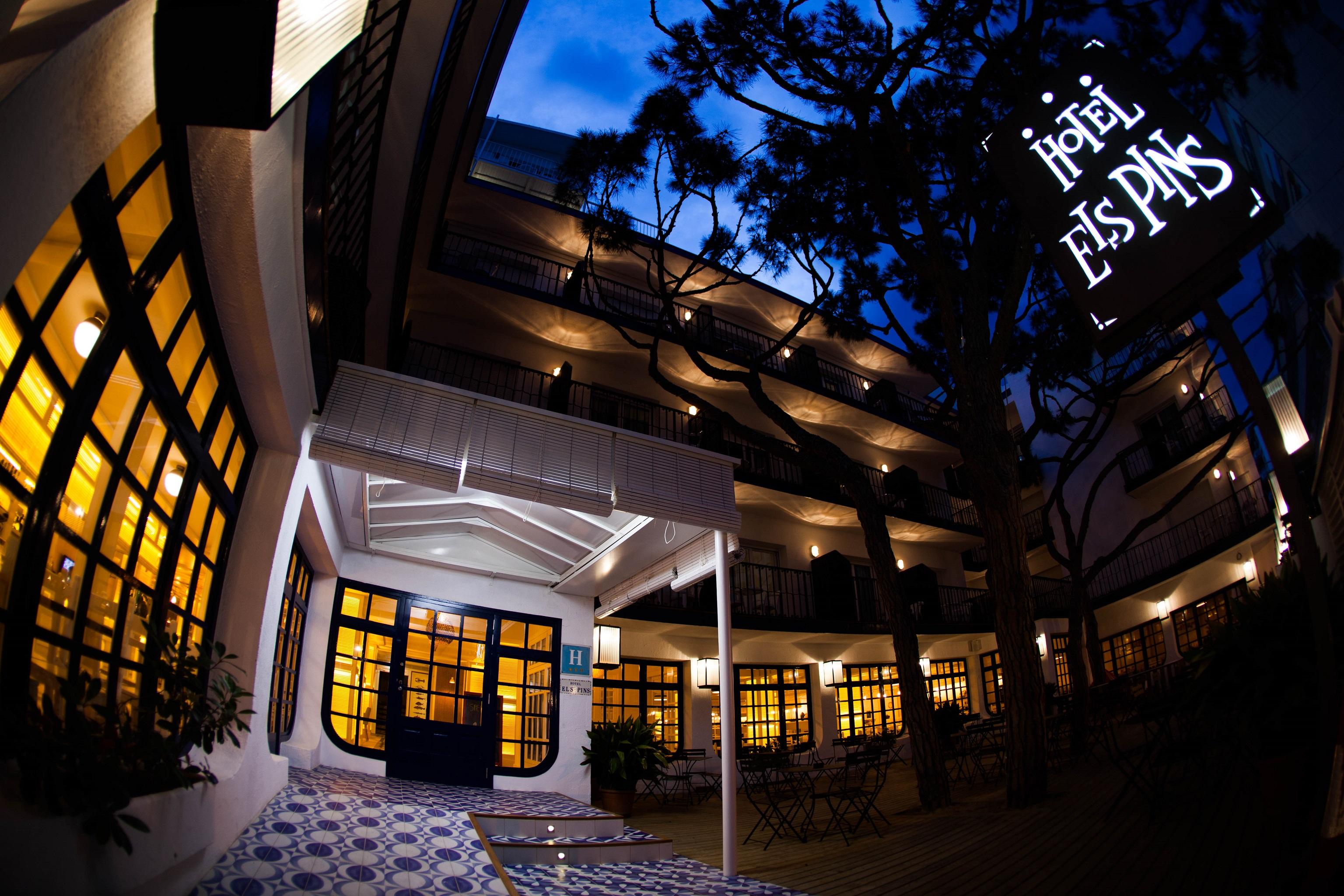 Hotel Els Pins Platja d'Aro Exterior photo